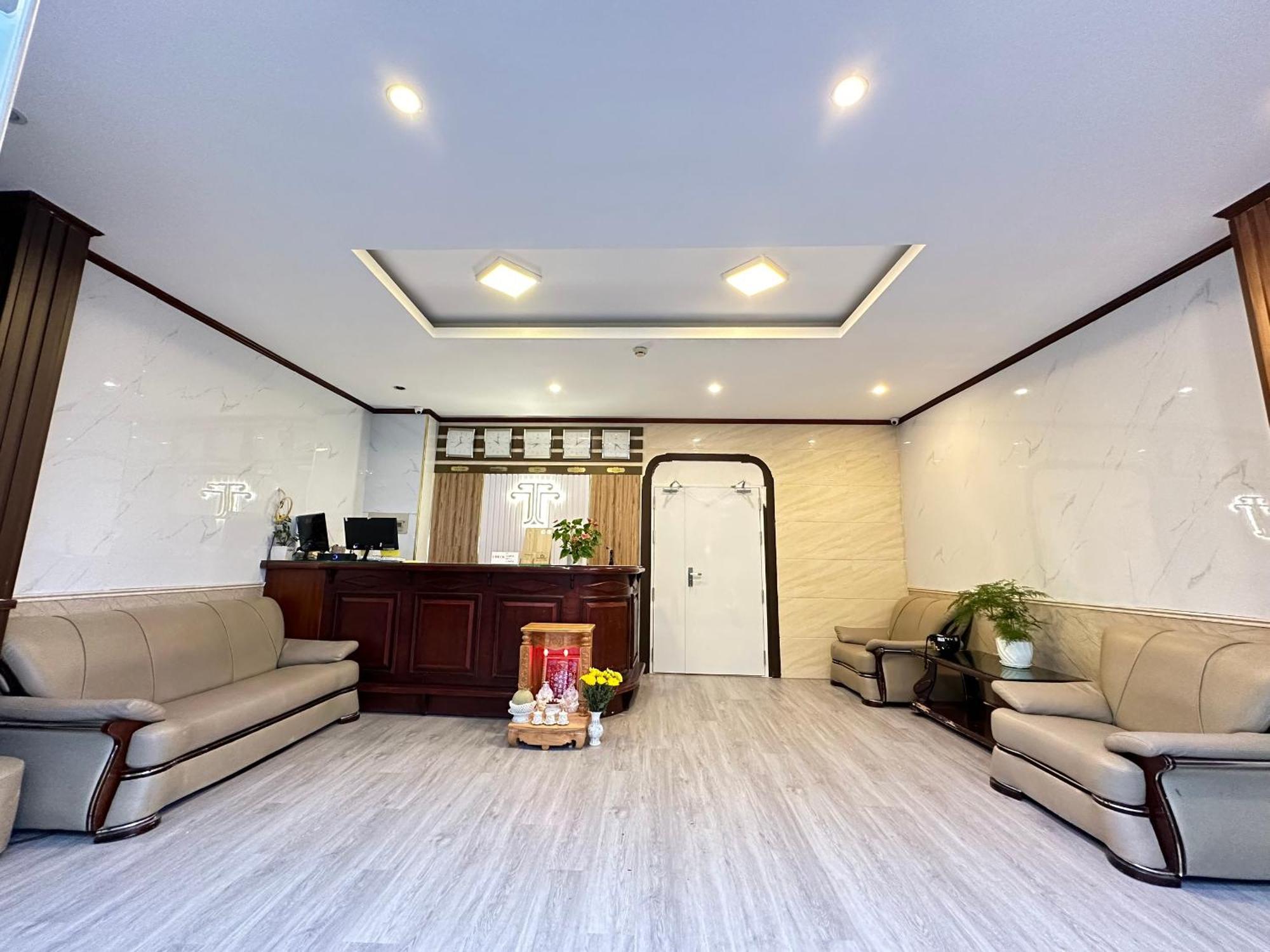 Thanh Thanh 5 Dalat Hotel - Ks Gan Cho Dem Gia Re Esterno foto
